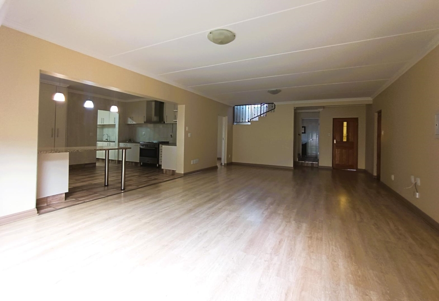 4 Bedroom Property for Sale in Heuwelsig Free State